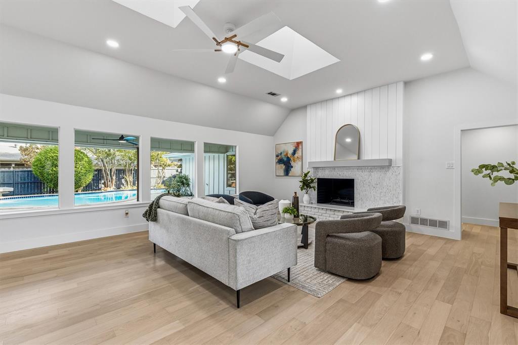 7031 Hunters Ridge Drive