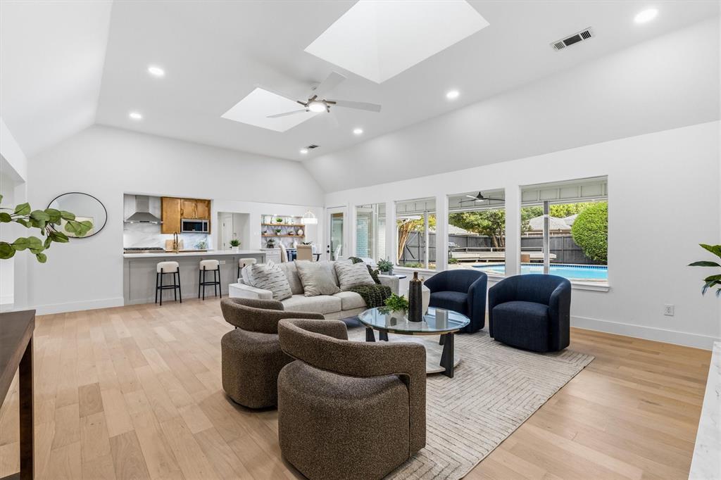7031 Hunters Ridge Drive