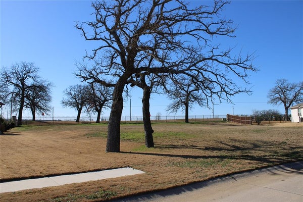 114 HIGHLAND CT, BOYD, TX 76023 - Image 5dca02808990a7c2e9b1c1783d310a7b/3929494877