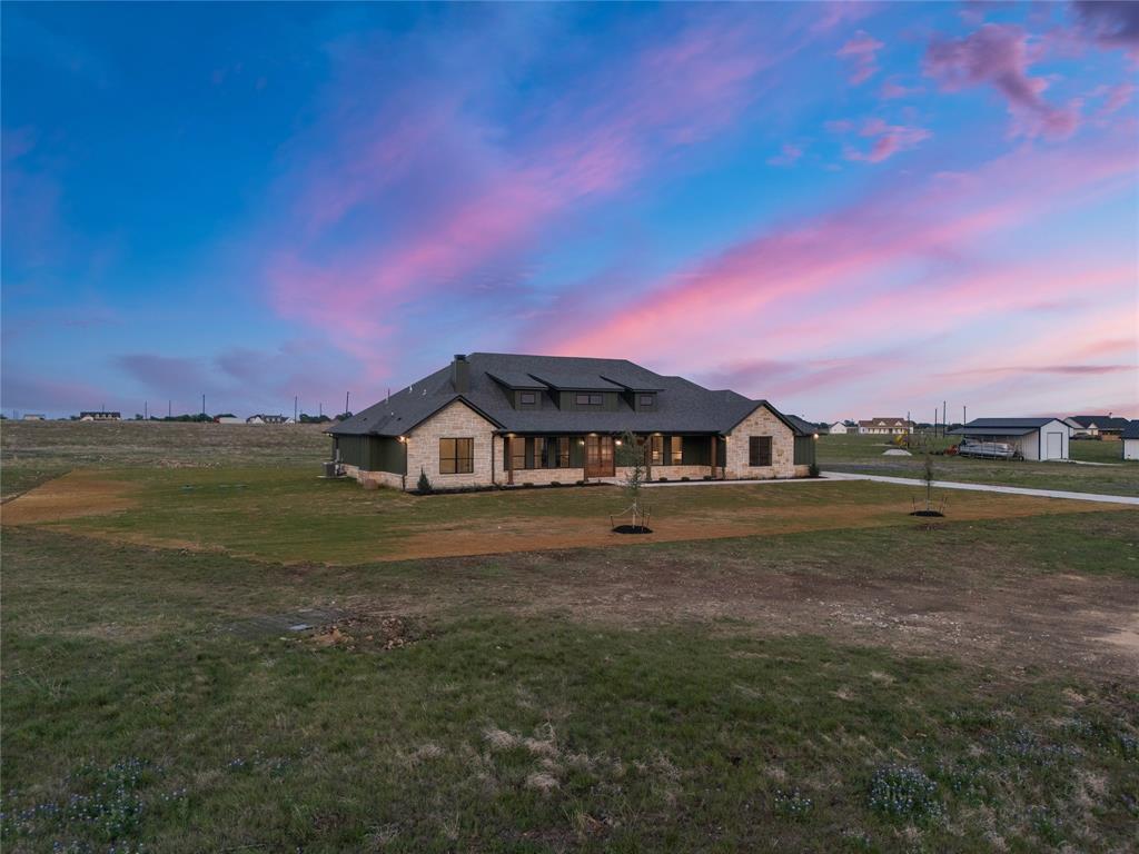 WILLOW MOON RANCH - Residential