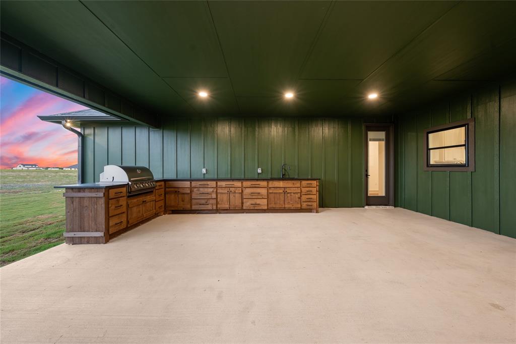 WILLOW MOON RANCH - Residential