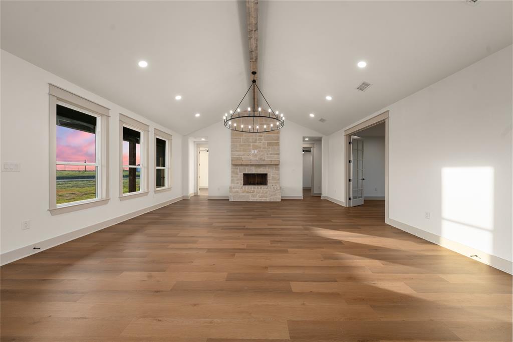 WILLOW MOON RANCH - Residential