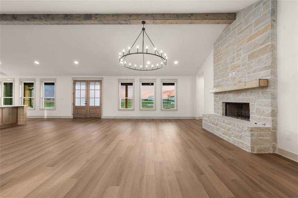 WILLOW MOON RANCH - Residential