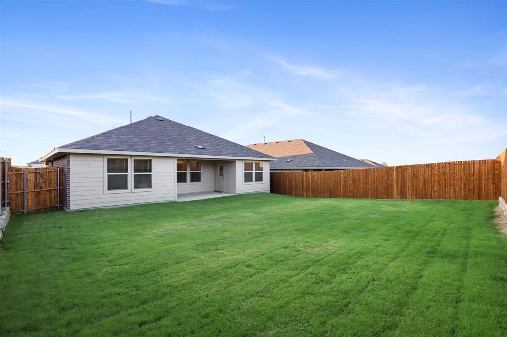 CAMBRIDGE BROOK PHASE 2 - Residential Lease