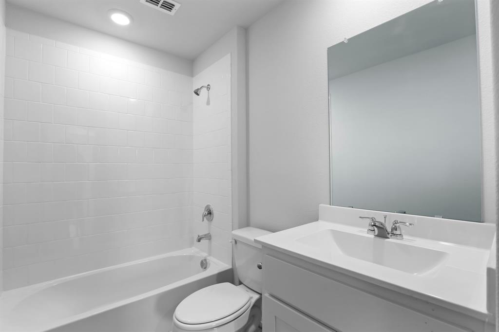 CAMBRIDGE BROOK PHASE 2 - Residential Lease