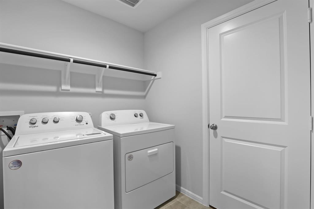 CAMBRIDGE BROOK PHASE 2 - Residential Lease