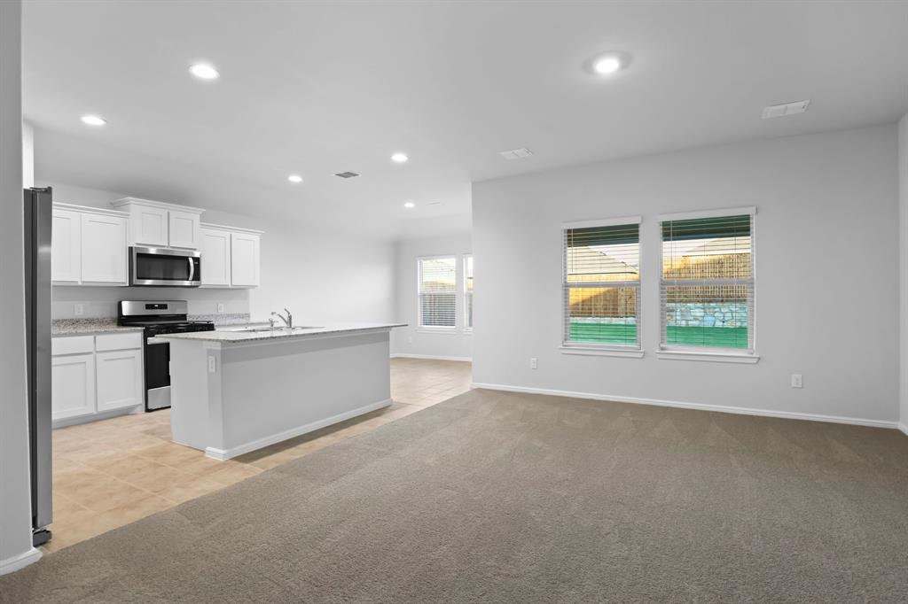 CAMBRIDGE BROOK PHASE 2 - Residential Lease