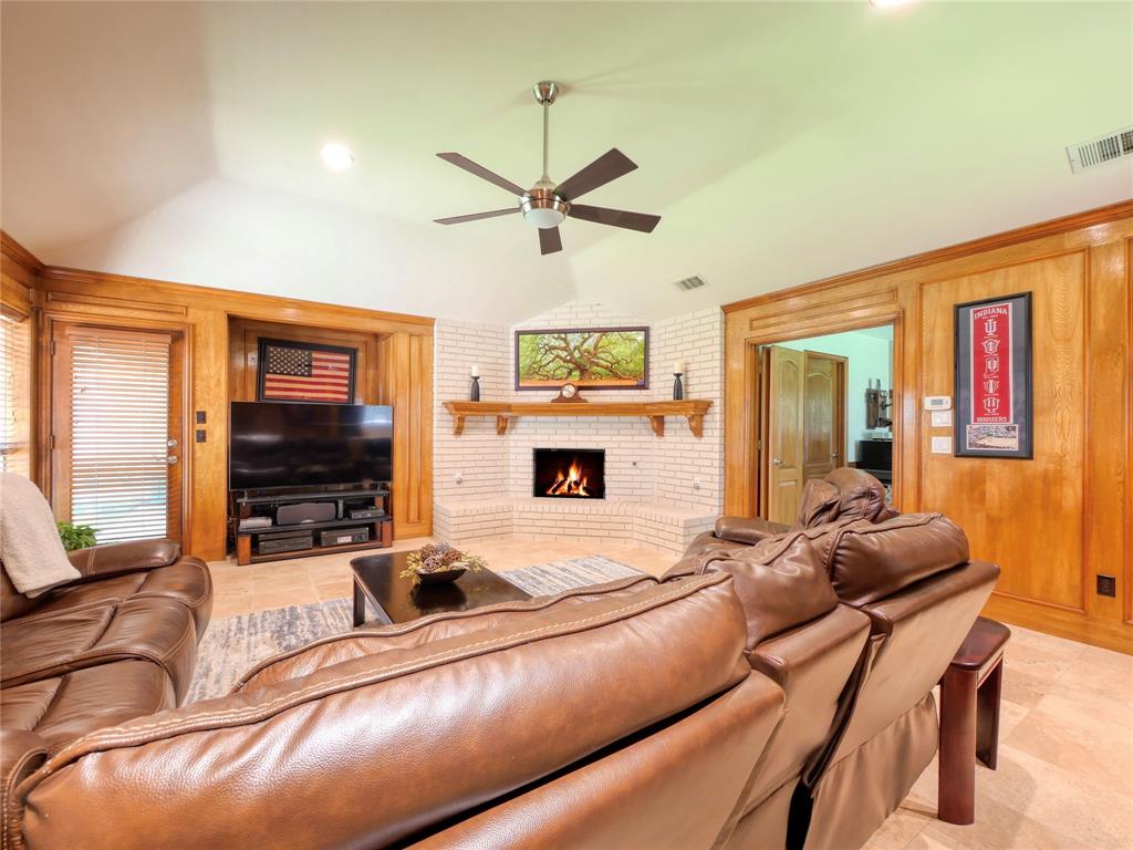 3406 Oak Trail Drive