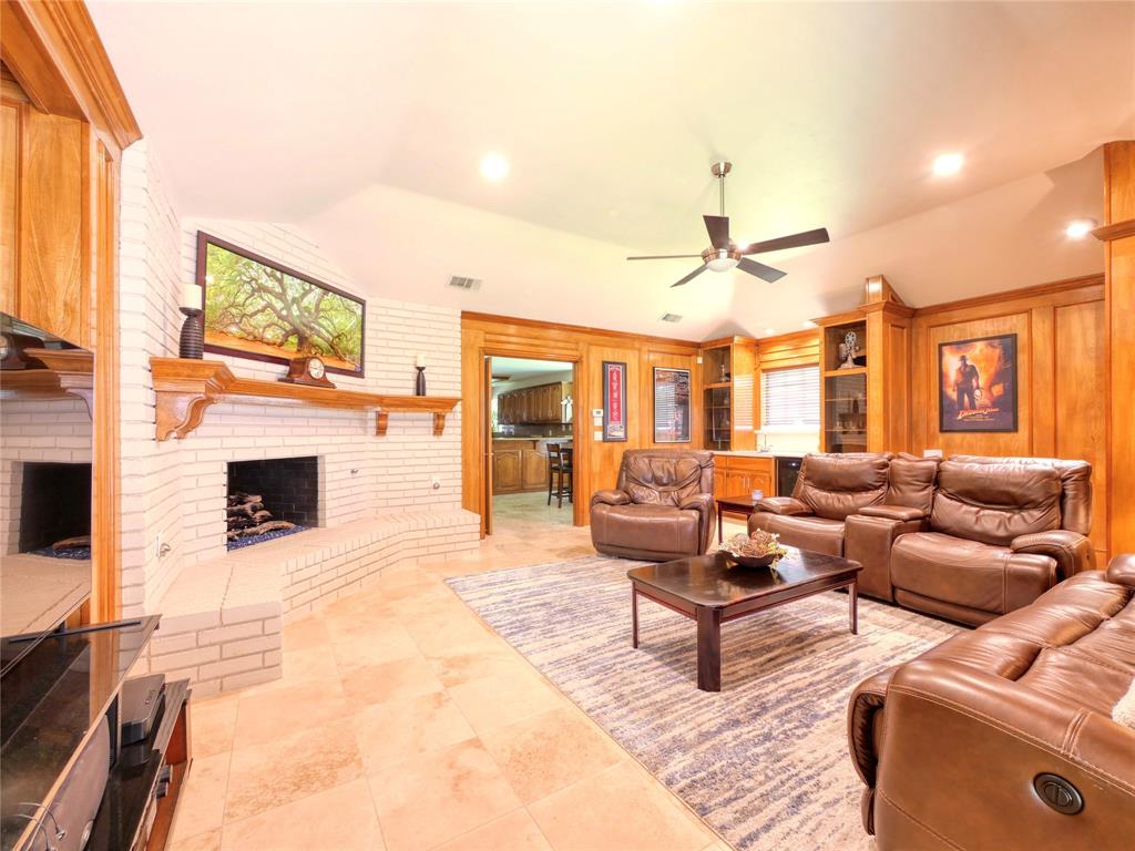 3406 Oak Trail Drive