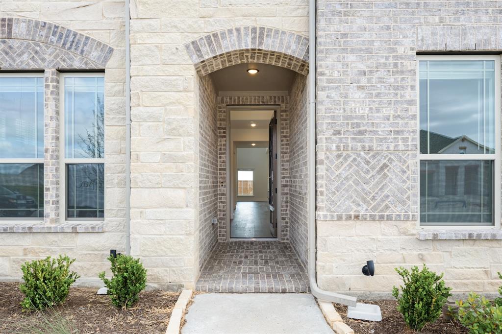 2407 Drummond Street