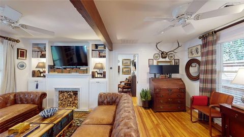 Tiny photo for 2026 Glenco Terrace, Fort Worth, TX 76110 (MLS # 21100800)