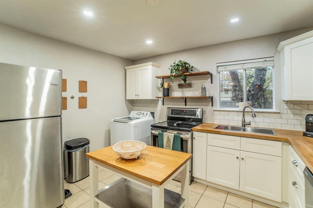 Sherwood Knoll Add - Residential