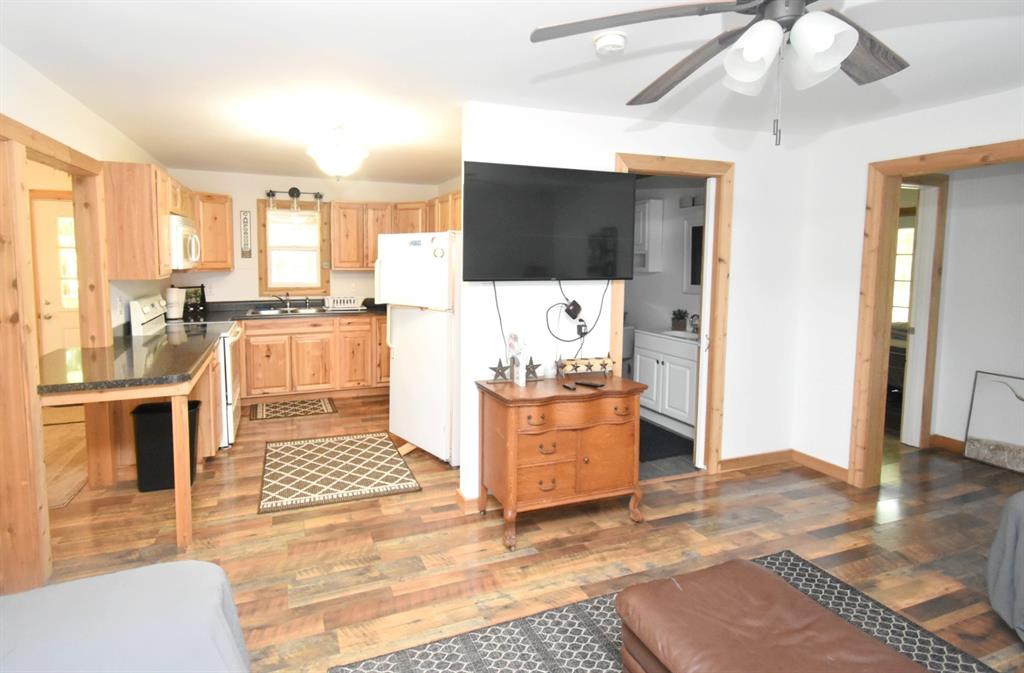 East Glade Creek - Residential