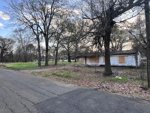 1736 Alda Street Shreveport LA 71107