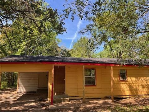 1736 Alda Street Shreveport LA 71107