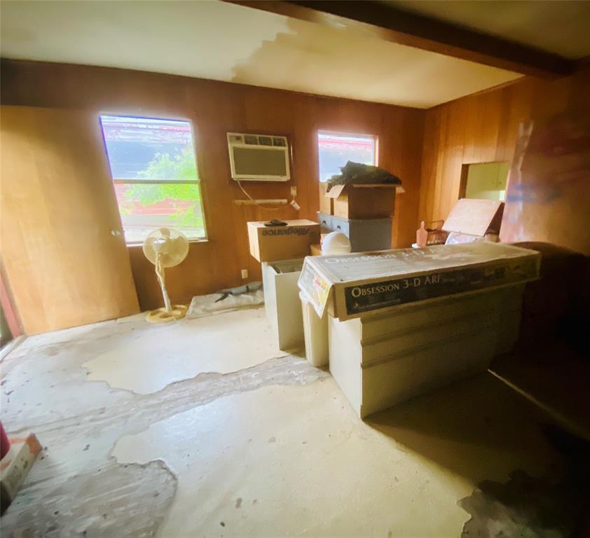 Lakeside Village - Residential