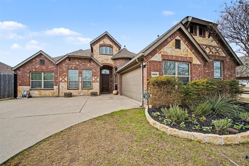 Photo of 5303 Donovan Court, Rowlett, TX 75088 (MLS # 21162540)