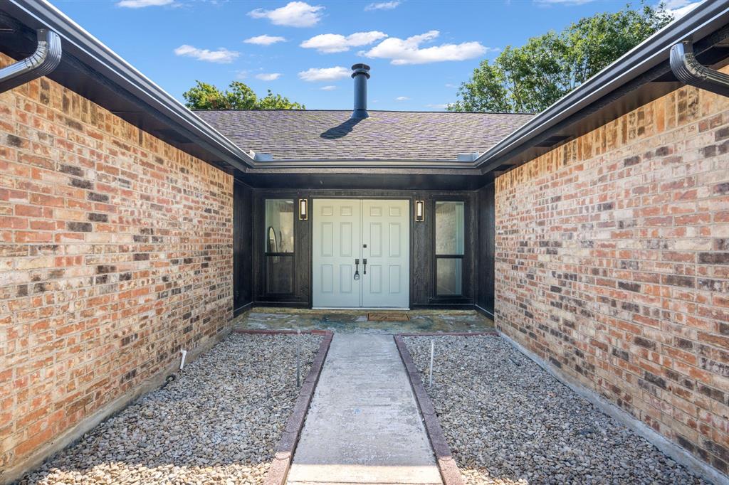 2608 Sprucewood Lane