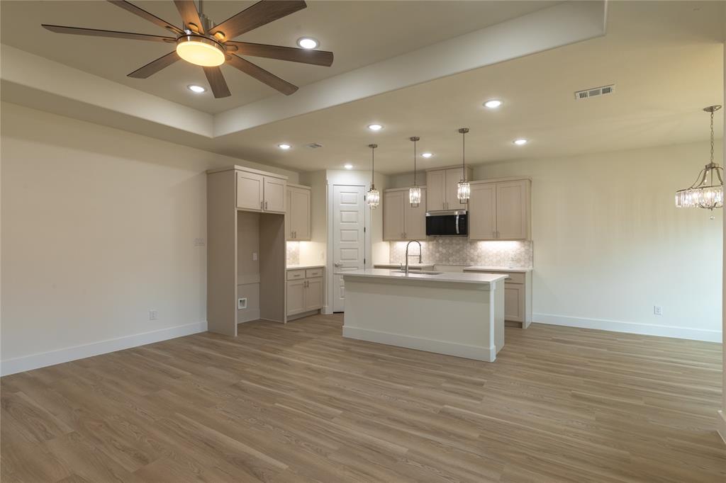 2820 Pennsylvania Avenue