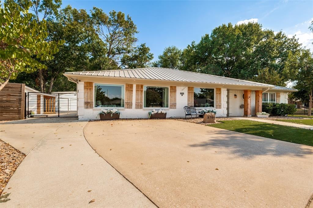 Photo of 3700 Woodmont Court, Bedford, TX 76021 (MLS # 21391308)