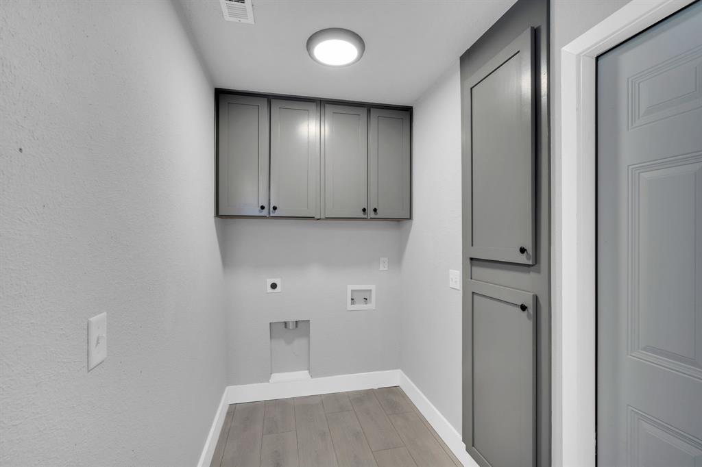 Crestmoor Park - Residential