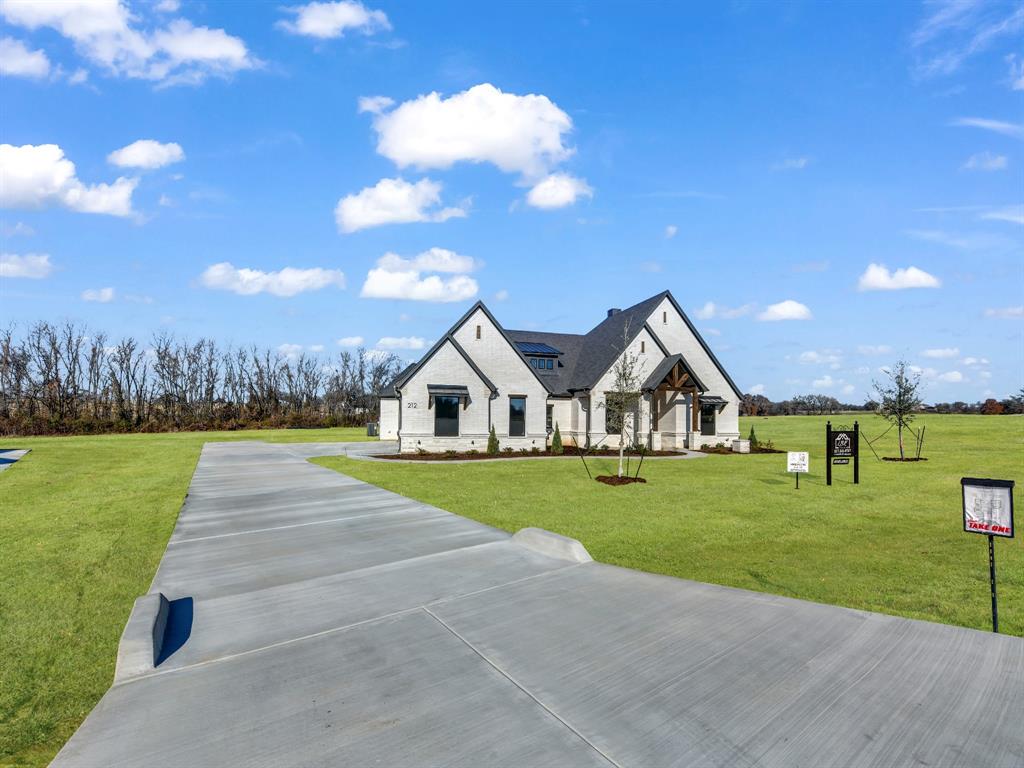 212 Desperado Court