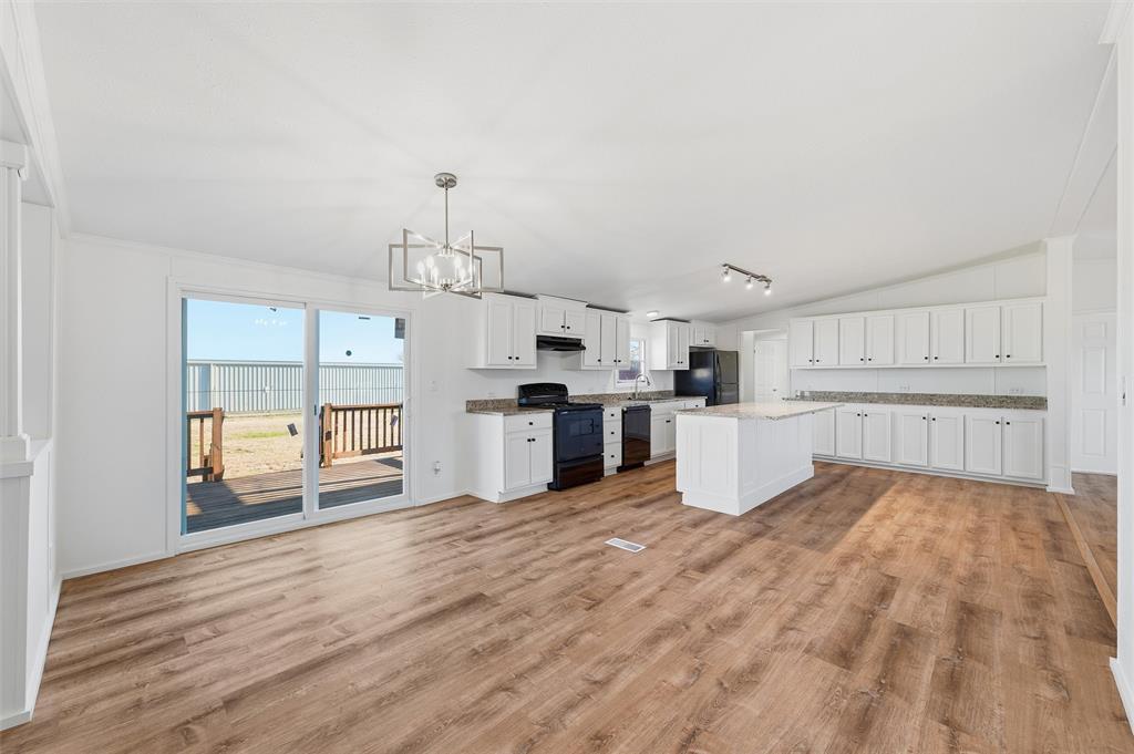 Mustang Acres Ph III - Residential