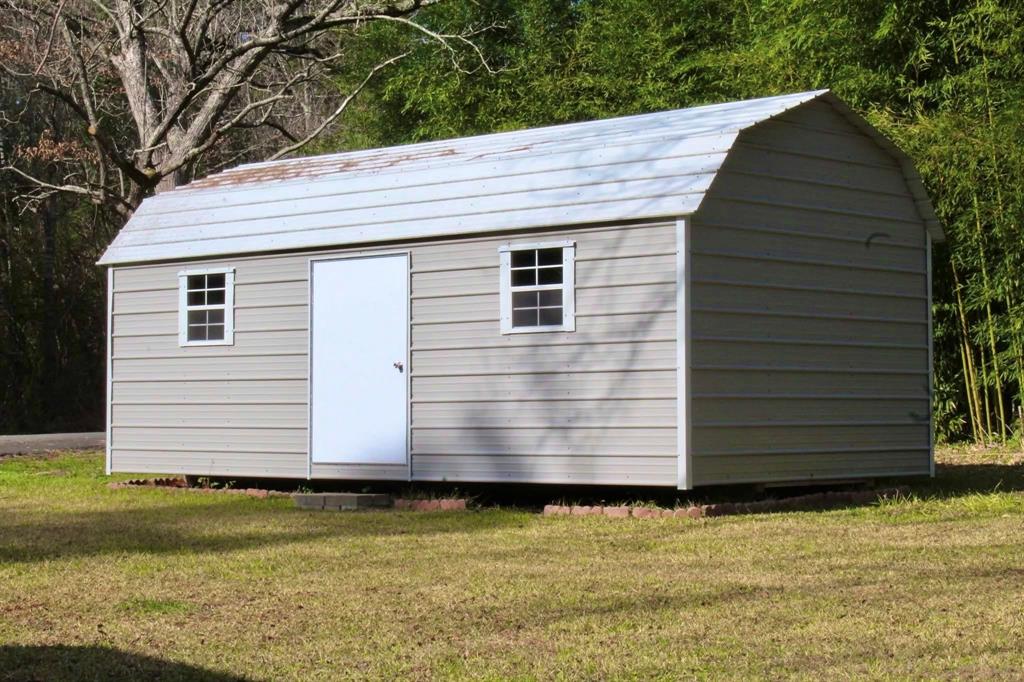 Cypress Isle Lake Estate - Residential