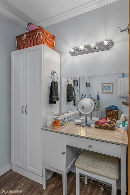 Cypress Isle Lake Estate - Residential