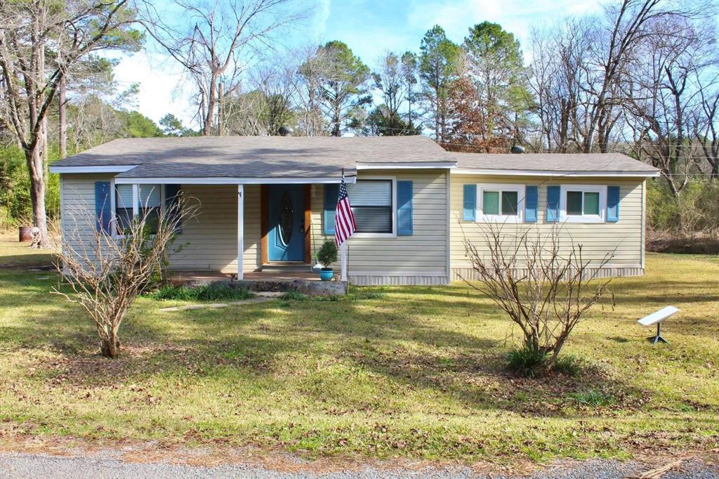 Cypress Isle Lake Estate - Residential