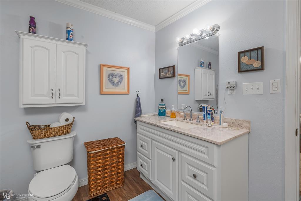 Cypress Isle Lake Estate - Residential