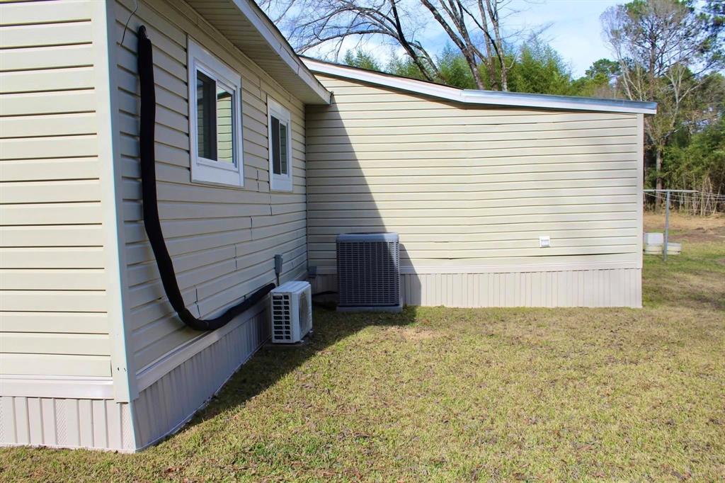 Cypress Isle Lake Estate - Residential