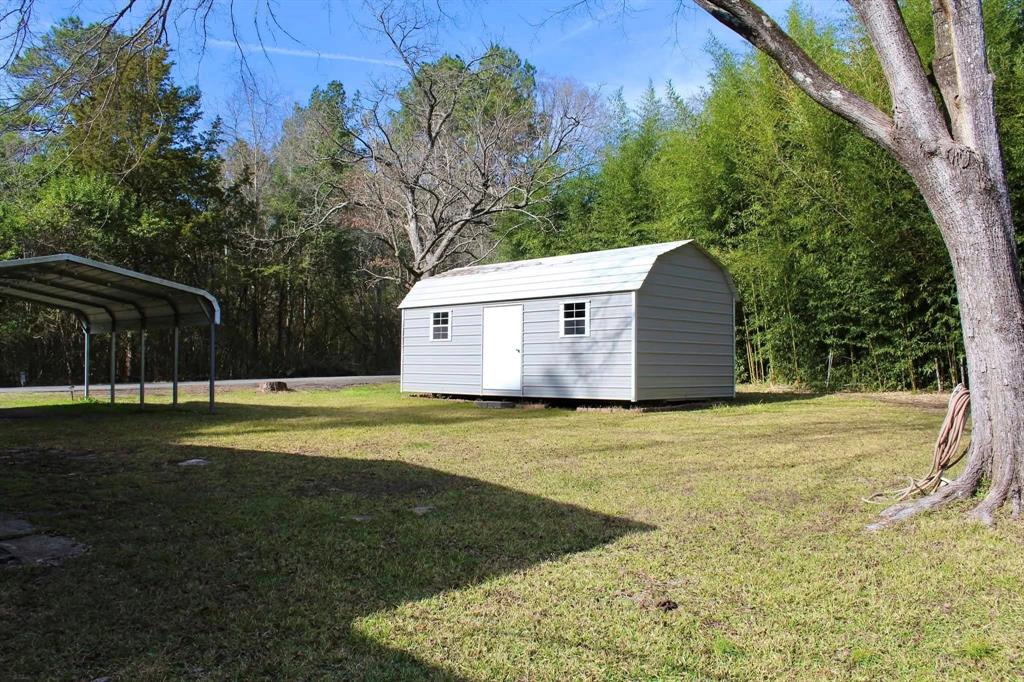 Cypress Isle Lake Estate - Residential