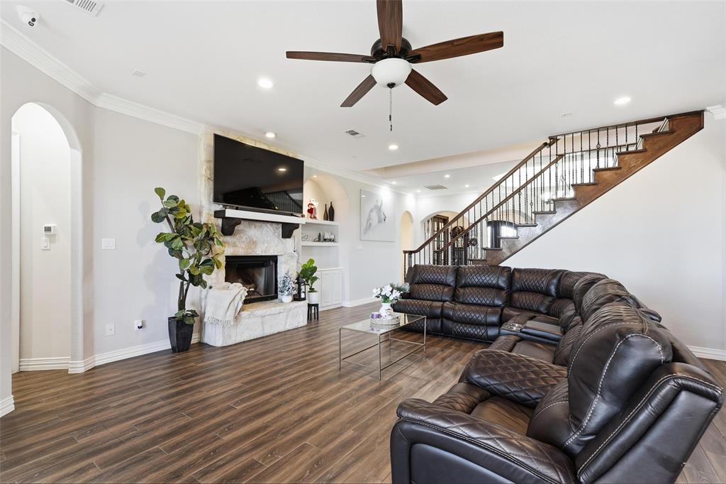 One Forty Place & Rev - Residential