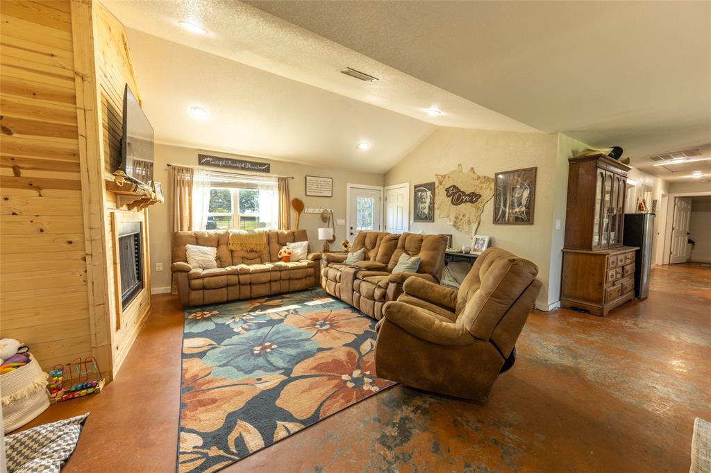 0000011413 - Residential