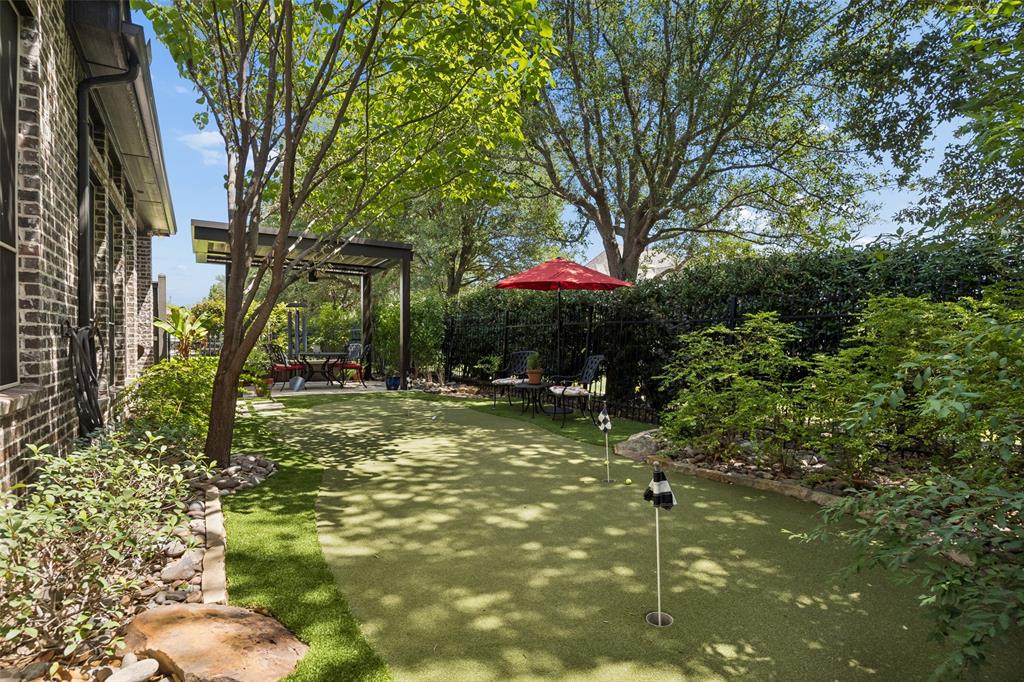 6009 Heron Bay Lane