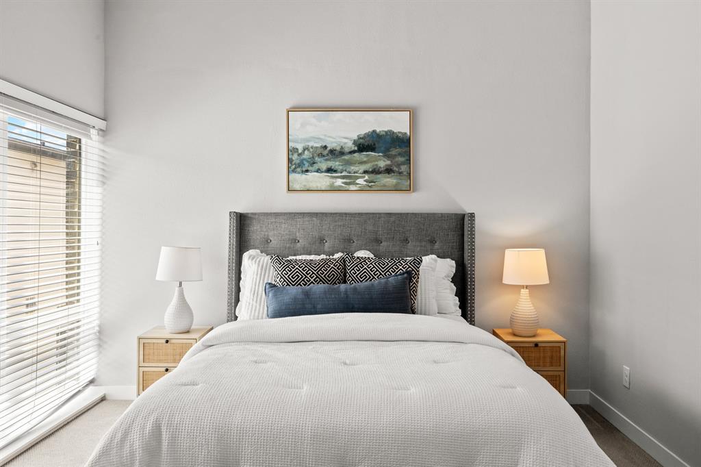 Quarter Residences - Residential