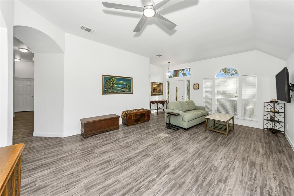 10110 Andre Drive