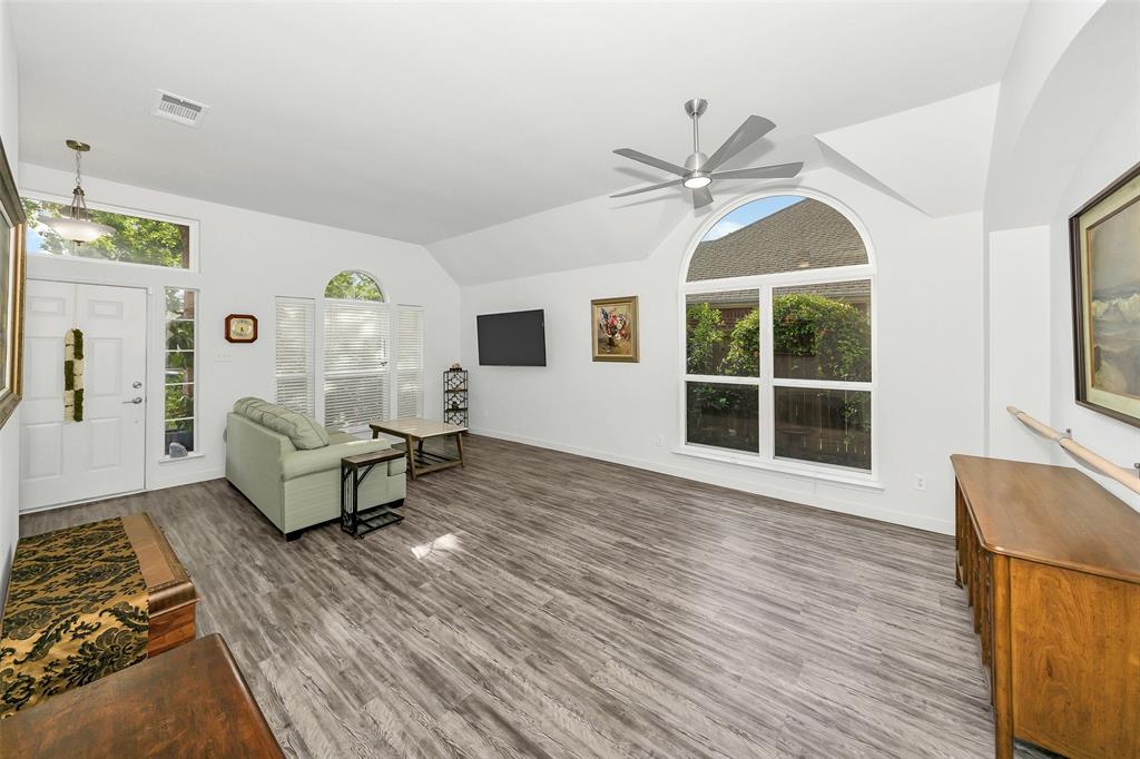 10110 Andre Drive
