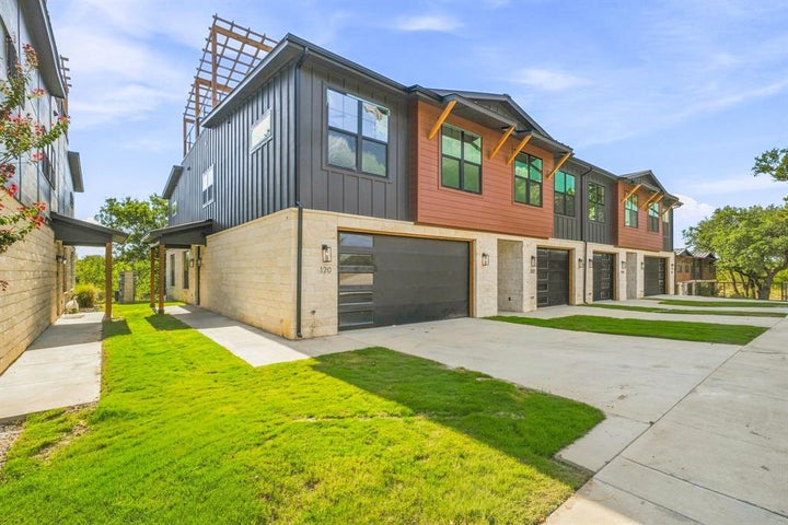 Photo 1 of 40 — 120 Clark Lane, Stephenville, TX 76401