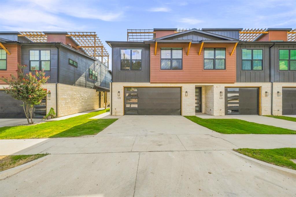 120 Clark Lane