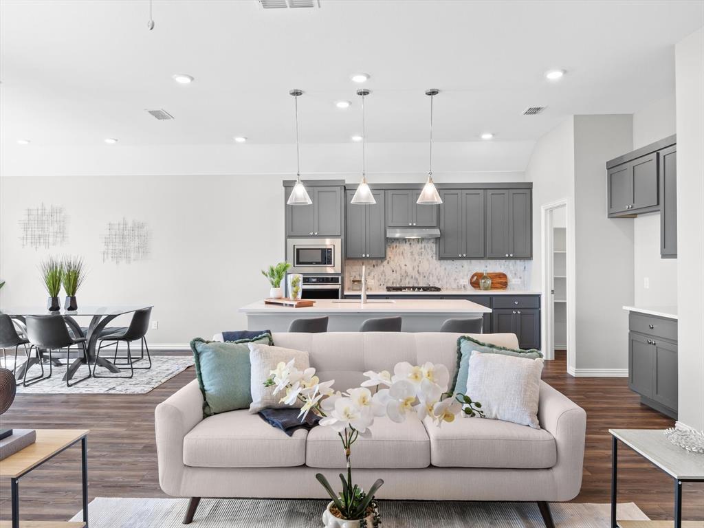 2219 Primrose Trail