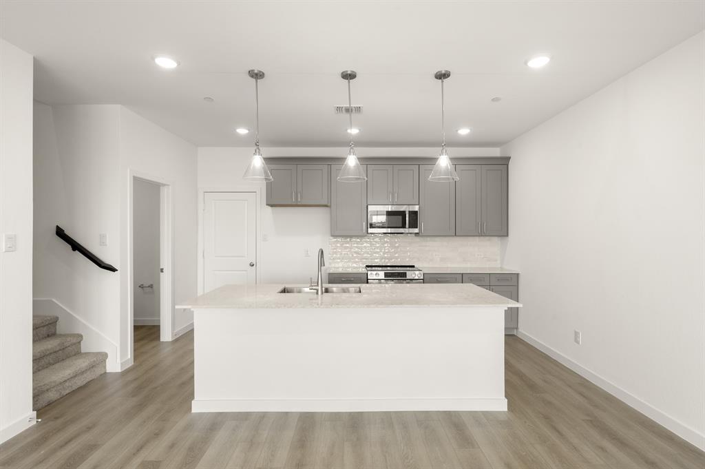 The Pointe at Capp Smith Lake - Residential