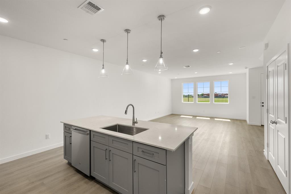 The Pointe at Capp Smith Lake - Residential