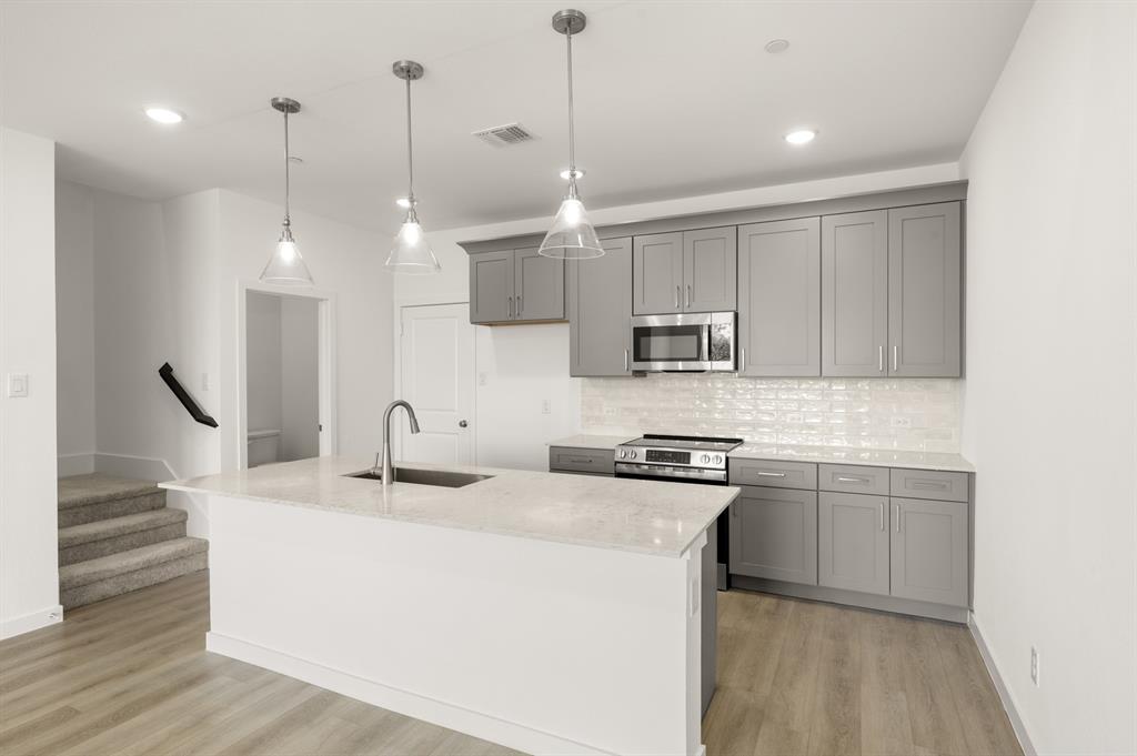 The Pointe at Capp Smith Lake - Residential