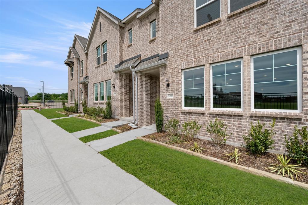 The Pointe at Capp Smith Lake - Residential