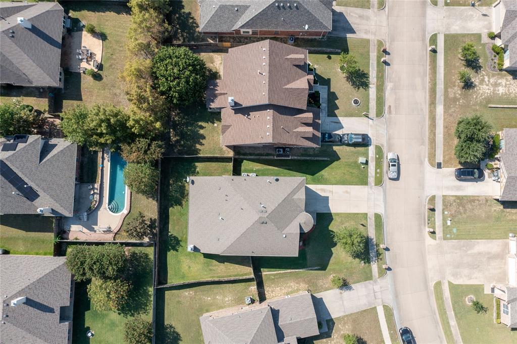 1318 Taren Trail