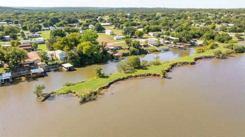 A home in Granbury