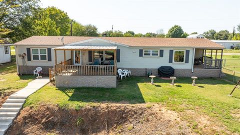 A home in Granbury