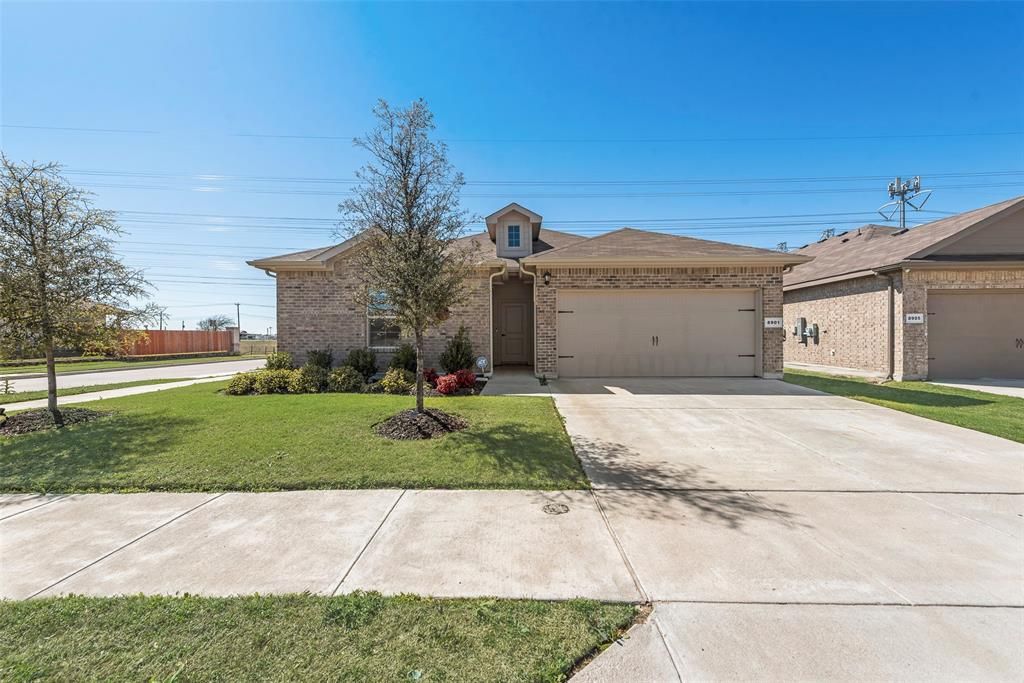 Photo of 8901 Timber Gulch Circle, Fort Worth, TX 76179 (MLS # 21208759)